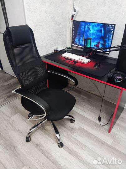 Компьютерное кресло