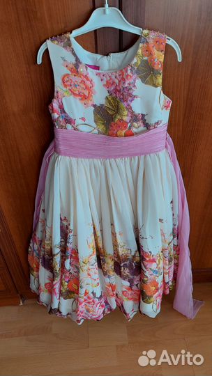 Платье праздничное на 6 лет