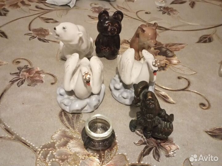 Фарфоровые статуэтки