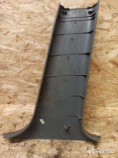 Накладка левой центральной стойки Lacetti