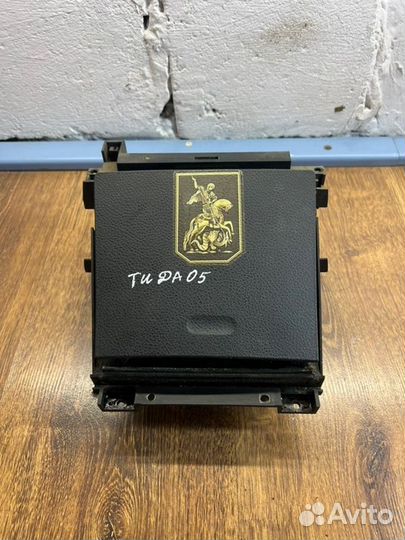 Подстаканник Nissan Tiida С11 хэтчбек 2005