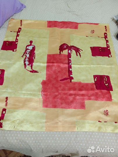 Два пододеяльника и две наволочки от семейного ком