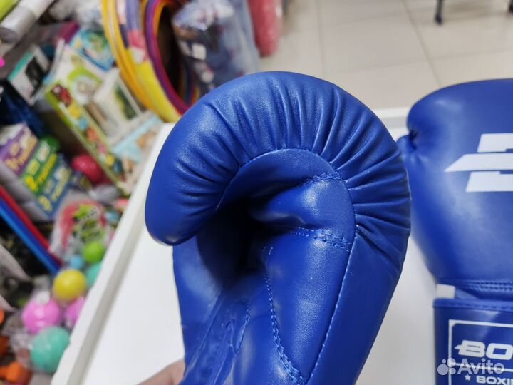 Перчатки боксёрские BoyBo Basic (14 OZ)