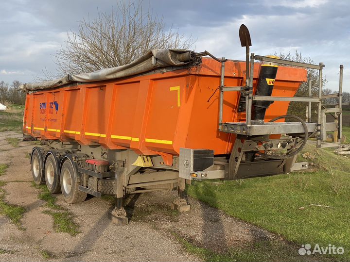 Полуприцеп самосвальный Schmitz Cargobull SKI 24 SL3AT 8.2, 2013