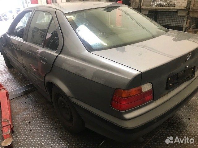 Разбор на запчасти BMW 3 E36