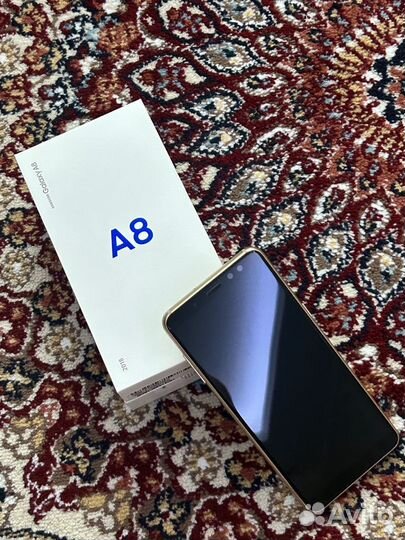 Samsung Galaxy A8 (2018), 4/32 ГБ