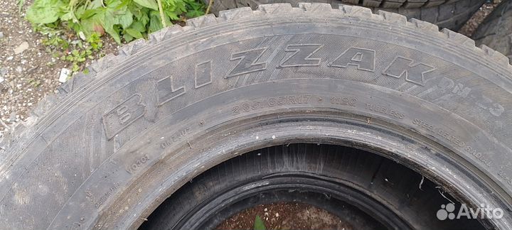 Achilles Econovan 275/65 R17