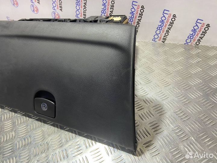 Бардачок Peugeot 407