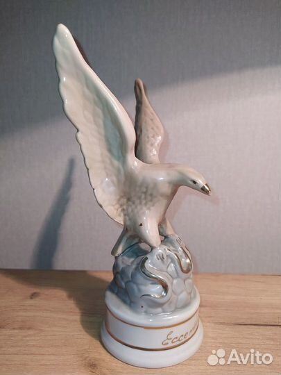 Фарфоровые,металлическиестатуэтки.бюсты