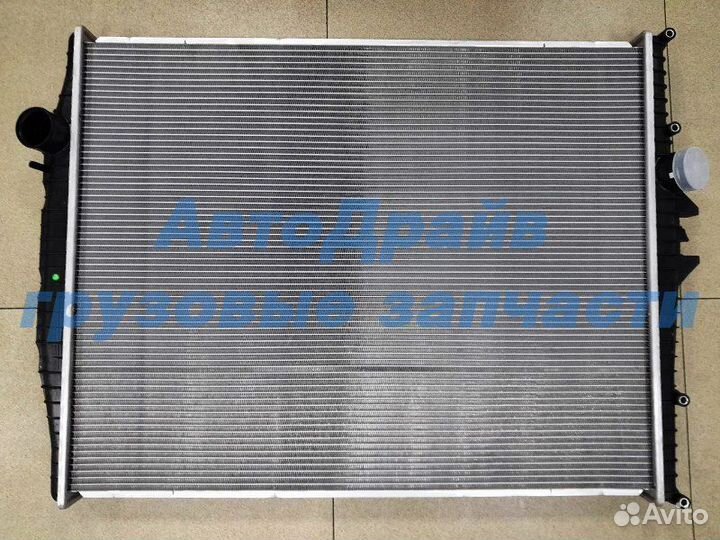 Радиатор Volvo FH 900x708x48 мм
