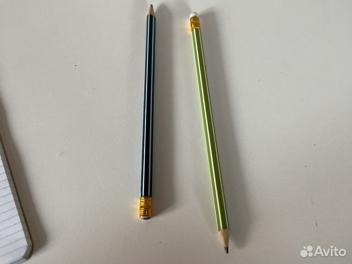 Black пенсил колоборация с grean пенсил