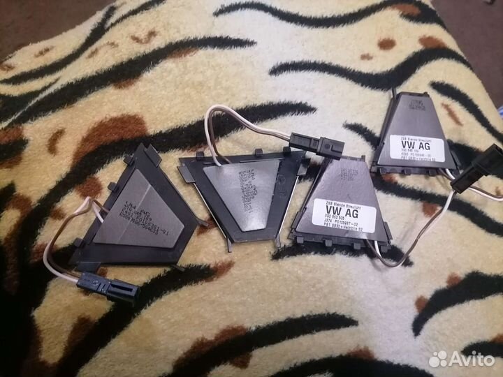 Накладка фронтальной камеры vw