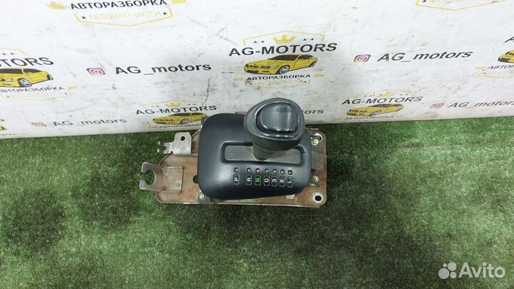 Рычаг АКПП Mitsubishi Carisma I