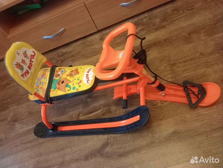 Детский снегокат