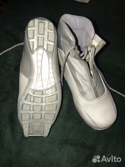 Лыжные ботинки р.39