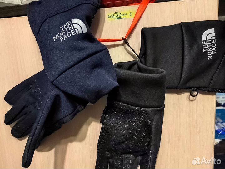 Перчатки The North Face