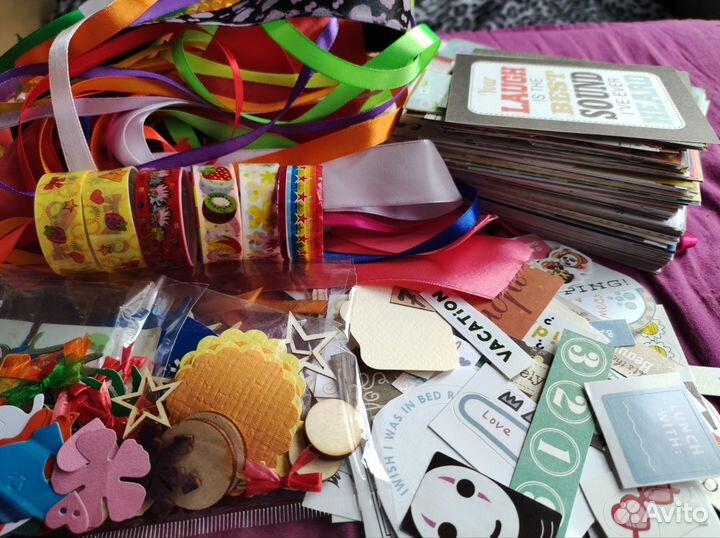 Скрапбукинг гора материалов