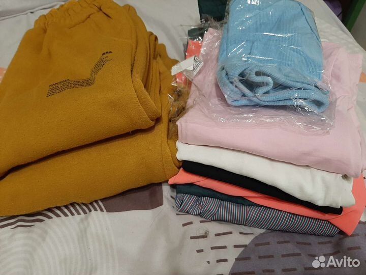Женские вещи пакетом р.XS