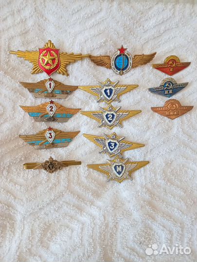 Тяжелые значки СССР