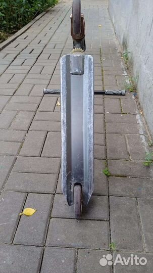 Трюковой самокат YeZZ