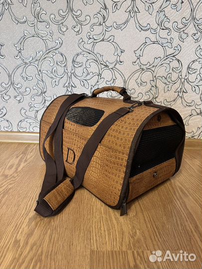 Домик-переноска для собаки