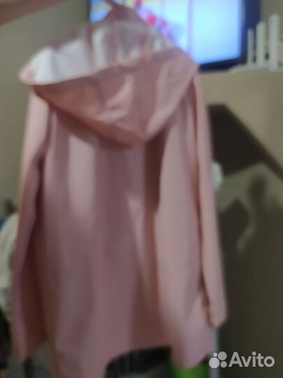 Ветровка для девочки