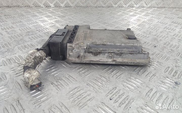 Блок управления двигателем Audi Q7