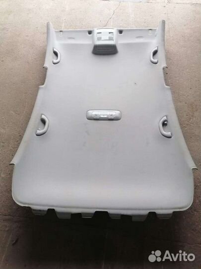 Обшивка потолка Фольксваген Гольф 5 Плюс