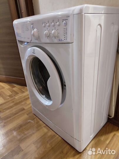 Стиральная машина indesit 6кг