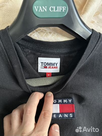 Футболка черная tommy jeans