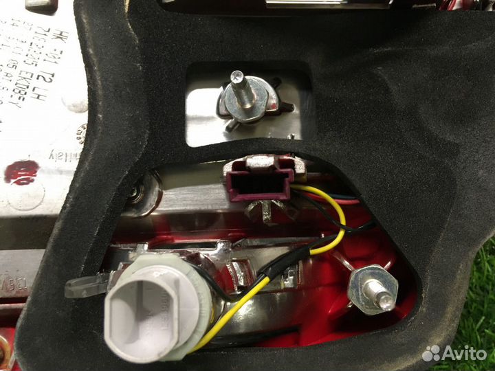 Фонарь левый внутренний BMW 7 F01