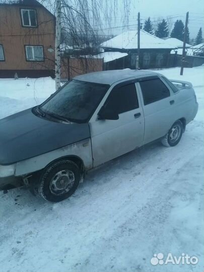 Продам ваз 2110 по запчастям