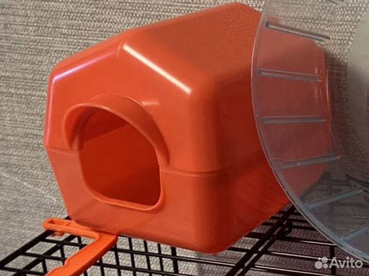 Домик для хомяка и колесо беговое