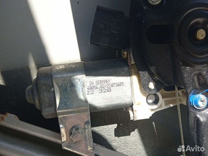 Стекло заднее правое бмв 5 e60 е 61