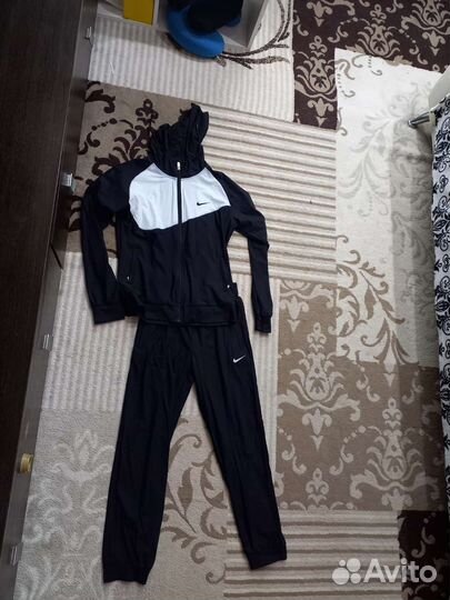 Женские вещи