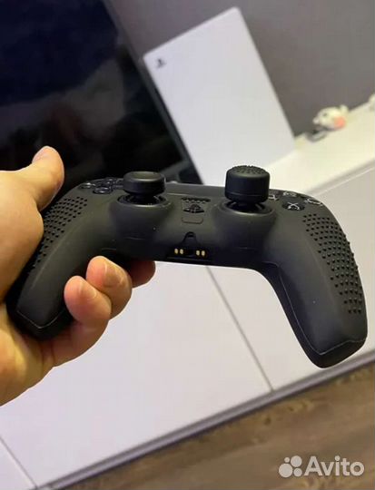 Чехлы для DualSense PS5