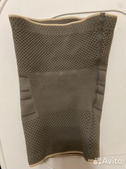 Наколенник