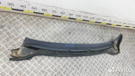 Накладка декоративная (жабо, дождевик) opel astra