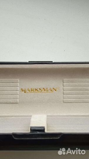 Чернильная ручка с позолоченным пером