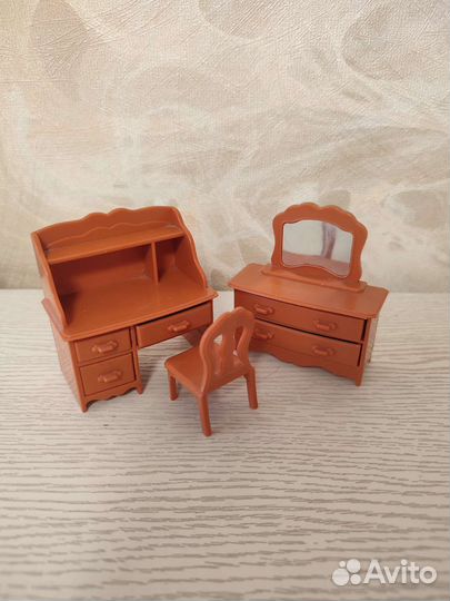 Мебель для маленьких кукол