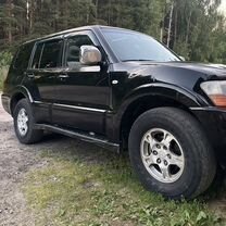 Mitsubishi Pajero 3.2 AT, 2004, 315 000 км, с пробегом, цена 300 000 руб.