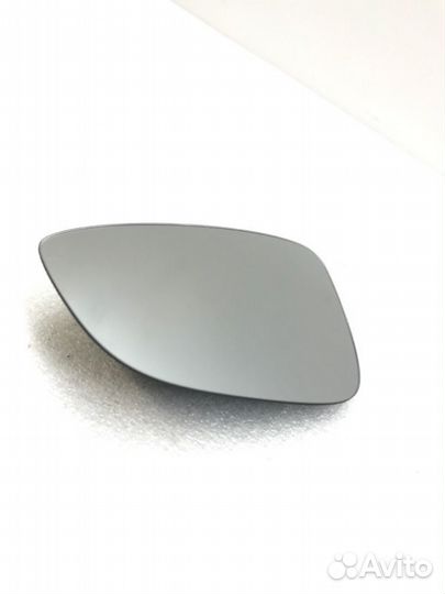 Зеркальный элемент передний левый Volkswagen