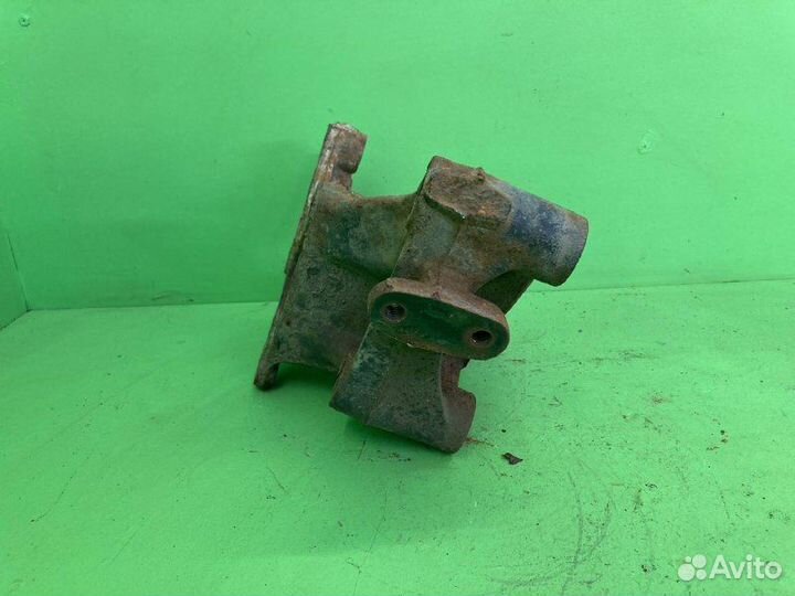 Кронштейн MAN TGA