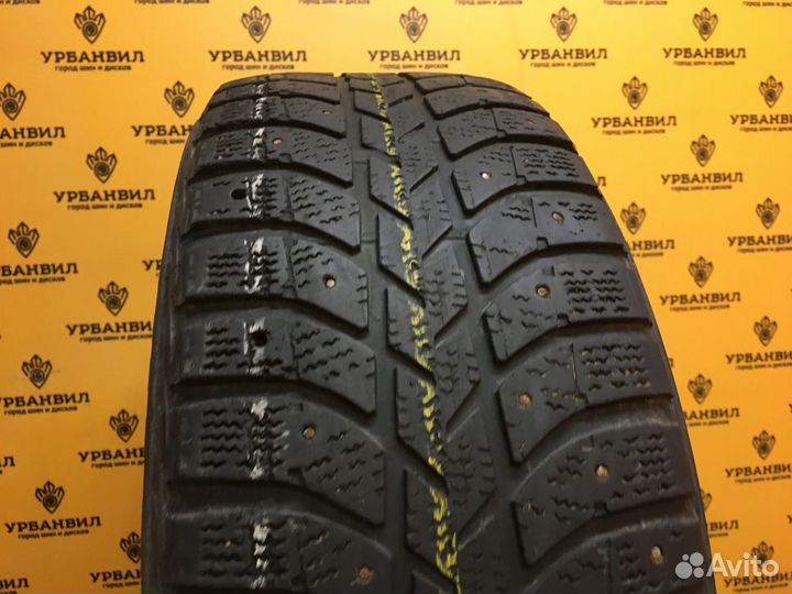 Bridgestone Ice Cruiser 5000 215/60 R16 95T