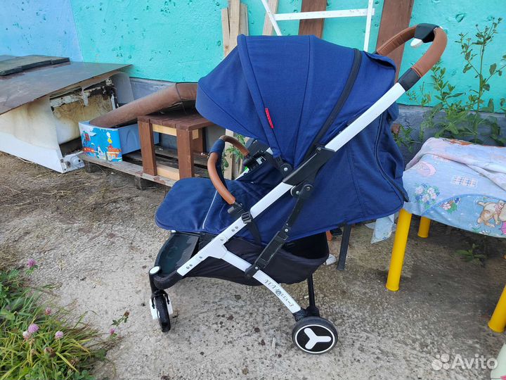 Прогулочная коляска yoya plus 3