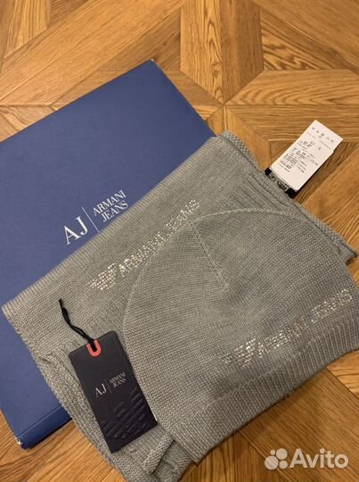 Комплект с шарфом