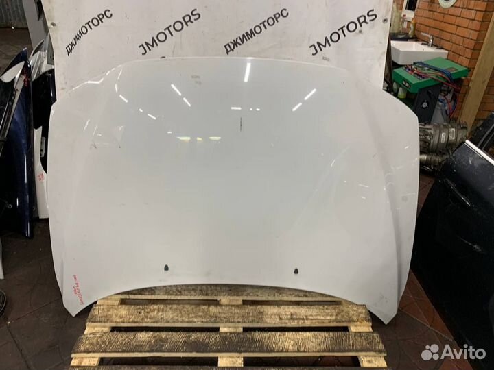 Капот Вольво V70 XC70 S60 платформа p2 В сборе