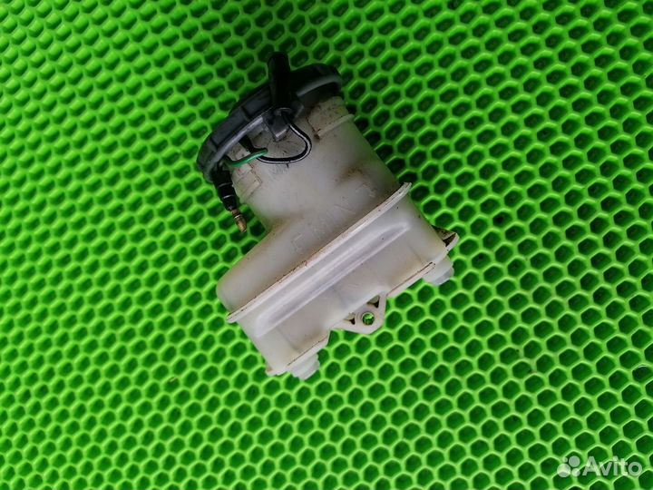 Бачок тормозной на Honda Crv 1996-2002