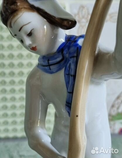 Статуэтка Лыжник