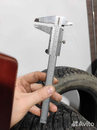 Nokian Tyres Hakkapeliitta 8 225/55 R17 101T